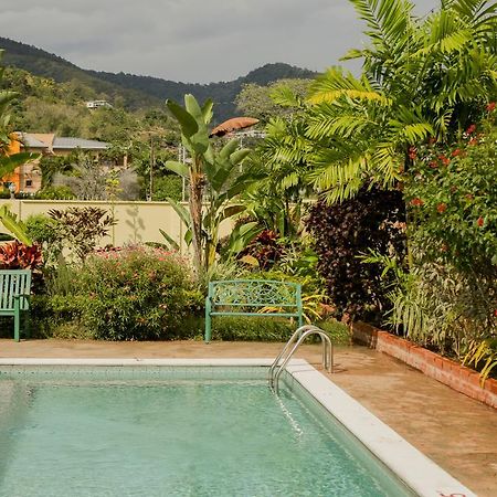Heritage Inn Trinidad Belmont Kültér fotó